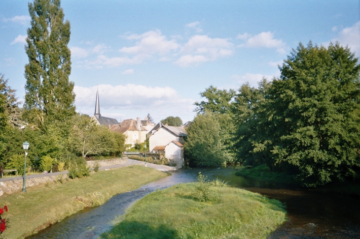 La rivière - Thollet