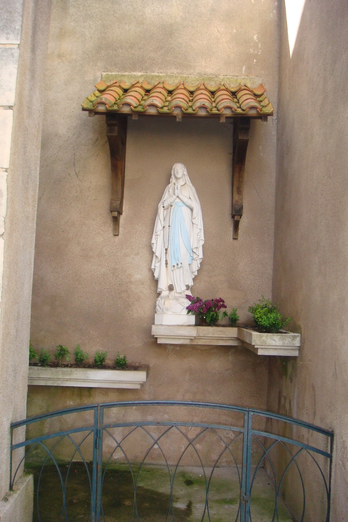 La chapelle de Marie, près de l'église - Vouillé