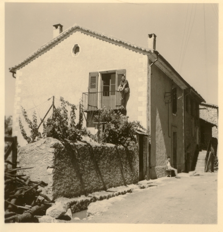 L'ancienne maison de l'Abbé Arnault, achetée par Jean Marion - Estoublon