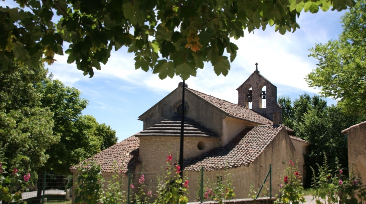  <église Saint-Pierre 13 Em Siècle - Fontienne