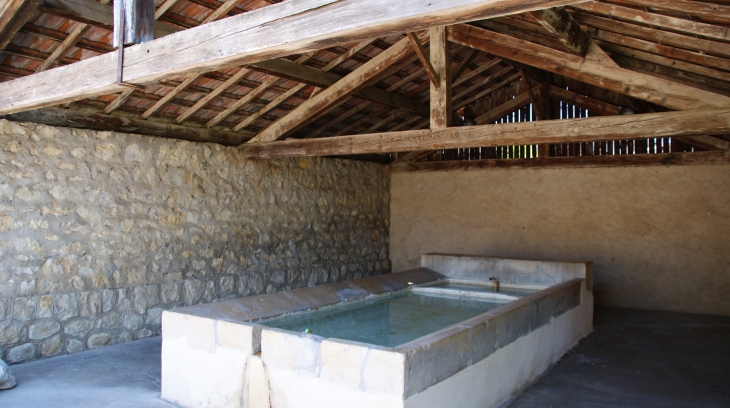 Ancien lavoir - Gréoux-les-Bains