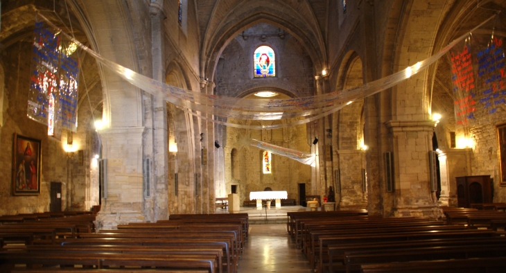.église Saint-Sauveur 13/15 Em Siècle - Manosque