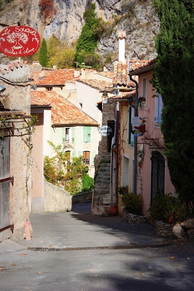 Ruelle de Moustiers Ste Marie - Moustiers-Sainte-Marie