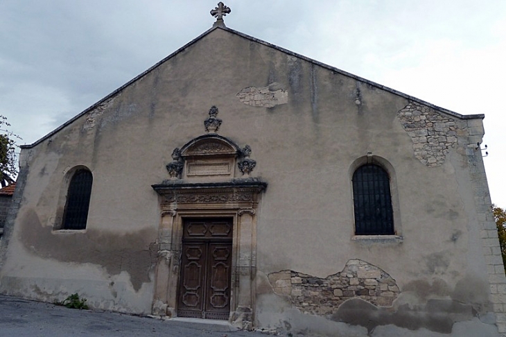 La façade de l'église - Reillanne
