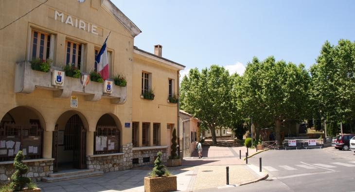 Mairie - Sainte-Tulle