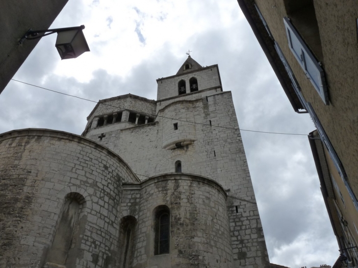 L'arrière de la Cathédrale - Sisteron