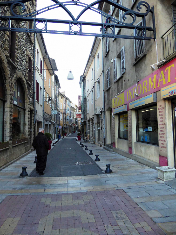 Le vieux Sisteron : rue Saunerie