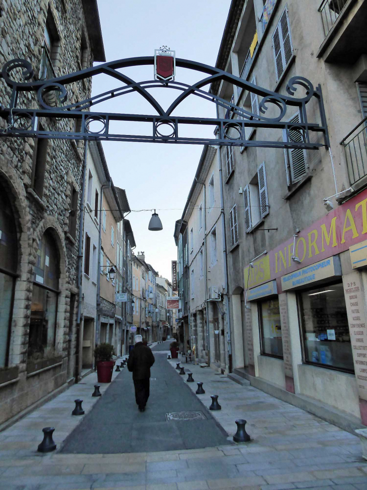 Le vieux Sisteron :rue Saunerie