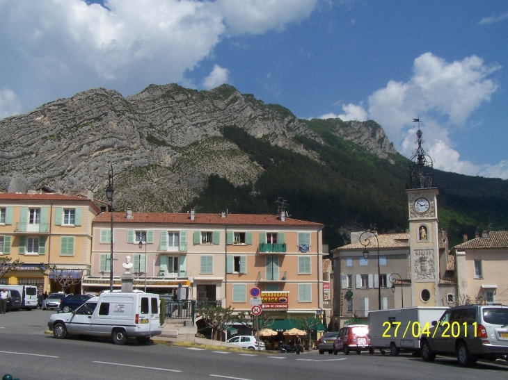 Le rocher de la baume - Sisteron