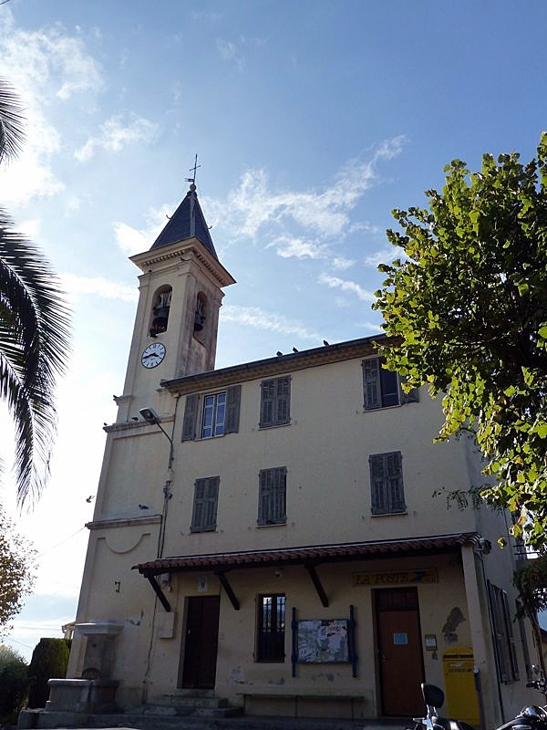 église-fontaine-poste - Carros