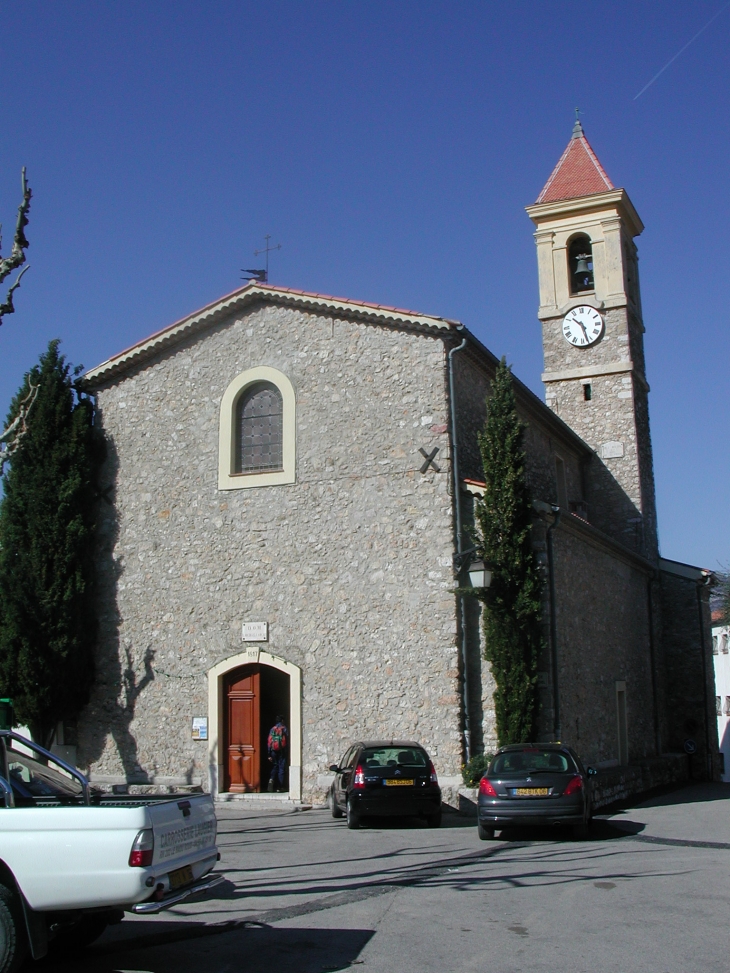 L'église de Castagniers Village 