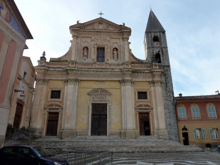 Photo à Sospel (06380) La cathédrale Sospel, 44693