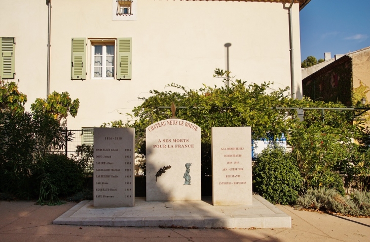 Monument-aux-Morts - Châteauneuf-le-Rouge