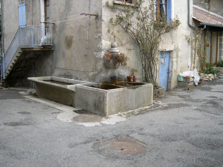 Fontaines du village - La Beaume