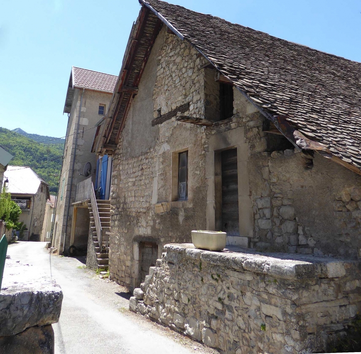 Maison du village - Saint-Julien-en-Beauchêne