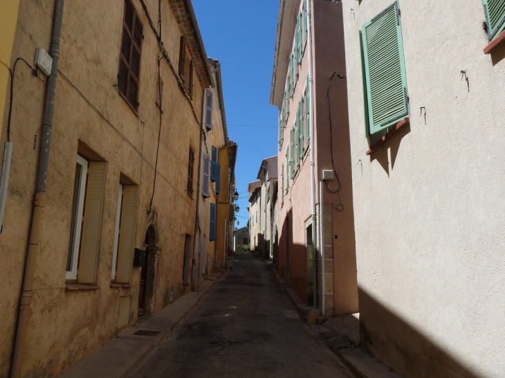 Rue du Chateau - Camps-la-Source