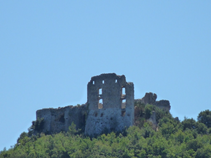 Les ruines du chateau - Forcalqueiret