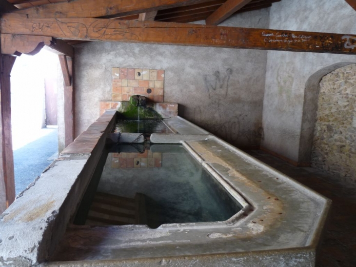 Un ancien lavoir - La Farlède