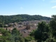 Vue sur le village et l'église avec un peu de hauteur