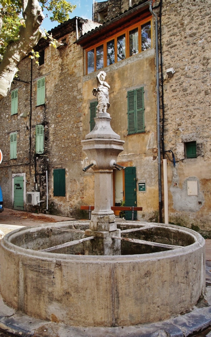 Fontaine - La Roquebrussanne