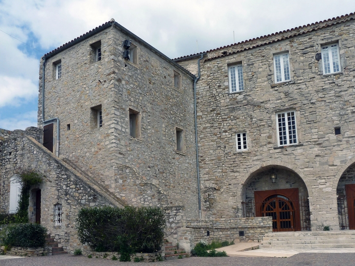 L'arrière du château - Le Castellet