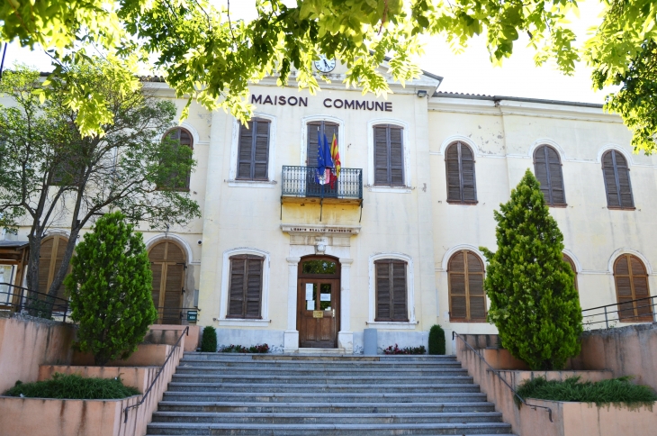 Mairie - Montmeyan