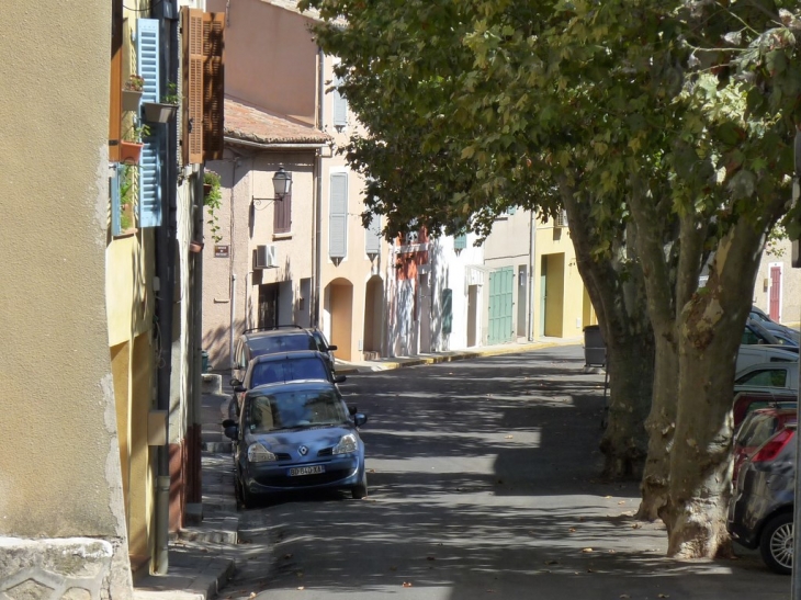 Boulevard de la Mecque - Nans-les-Pins