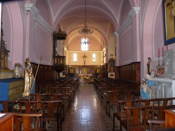 L'intérieur de l'église Saint Martin - Plan-de-la-Tour