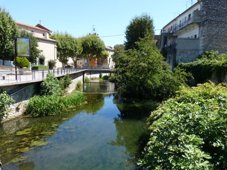 Dans le village, Le Gapeau - Solliès-Pont