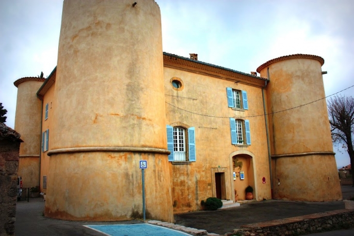 Château de Tourtour