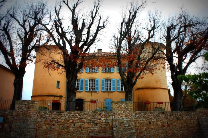 Château de Tourtour