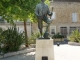 Photo suivante de Althen-des-Paluds Statue de Jean Althen 