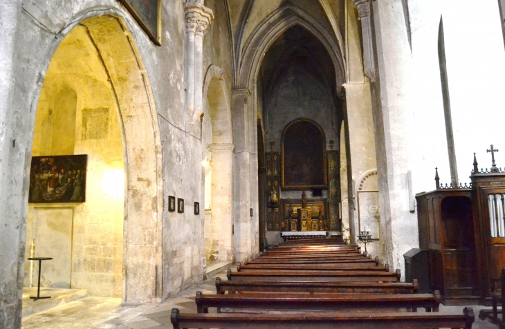 :  Cathédrale Saint-Anne 12 Em Siècle - Apt
