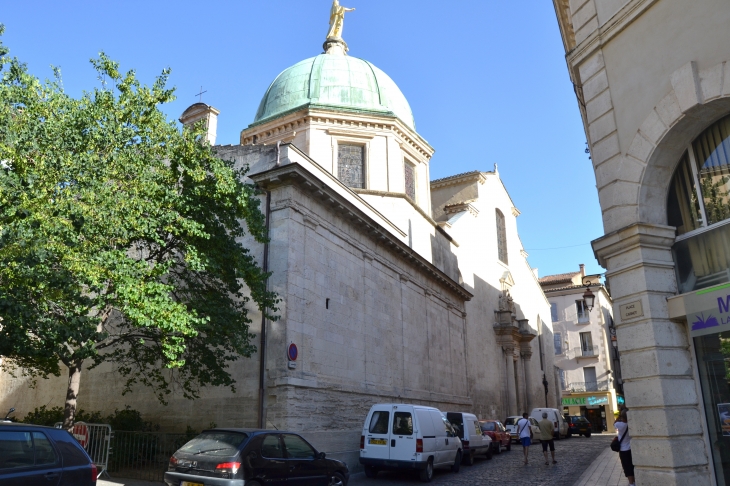 :  Cathédrale Saint-Anne 12 Em Siècle - Apt