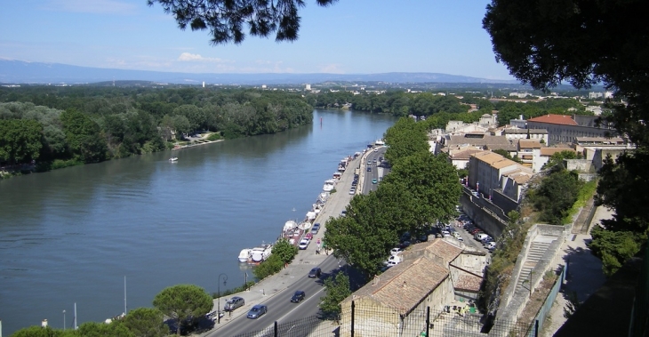 Canal - vue panoramique - Avignon