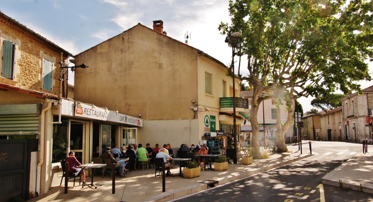 La Commune ( Montfavet ) - Avignon