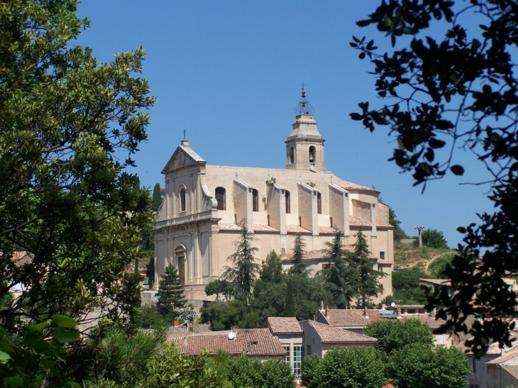 église Saint-Pierre - Bédoin