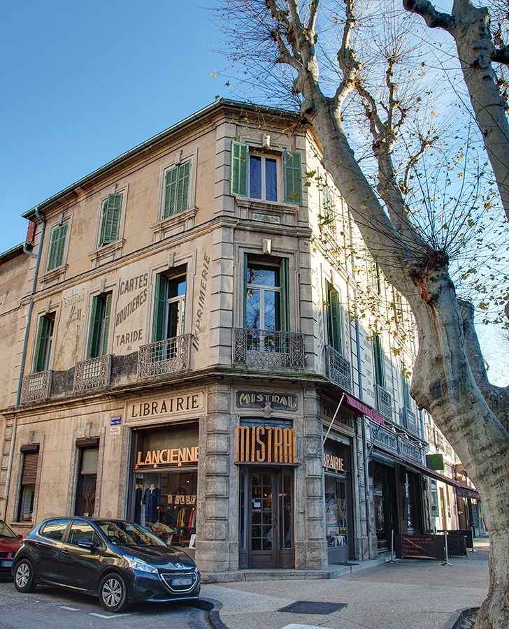 Librairie-mistral Avenue Victor Hugo - Cavaillon