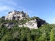 ruines du château et grottes