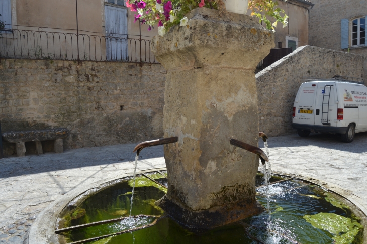  Fontaine ( 1879 ) - Grambois
