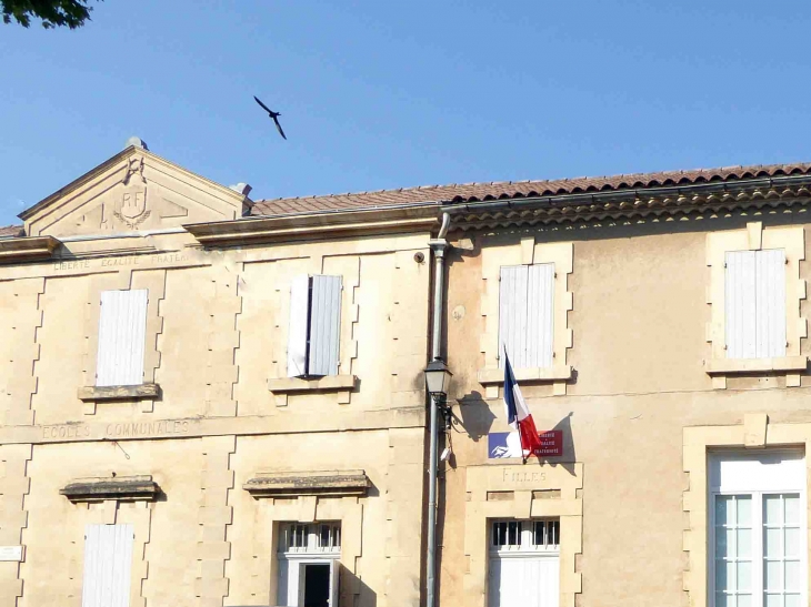 La mairie - Malemort-du-Comtat