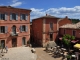 Roussillon, place et mairie