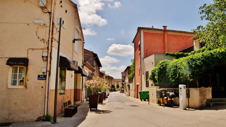 La Commune - Vedène