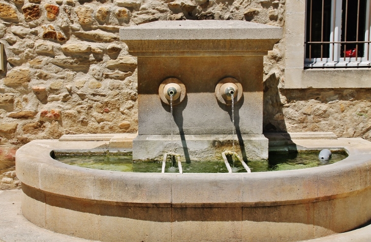 Fontaine - Visan