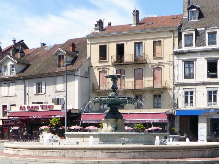 Place des Terreaux - Belley