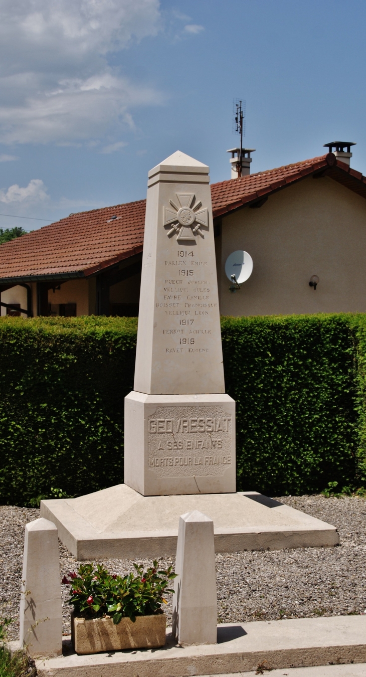 Monument aux Morts - Géovreissiat