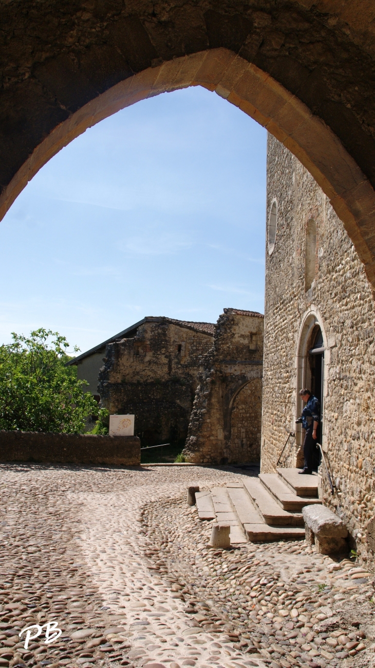  - Pérouges