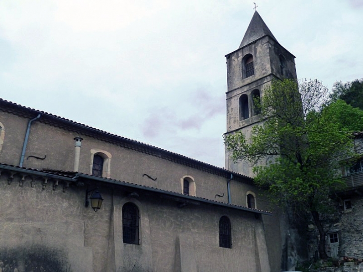 L'église - Baix