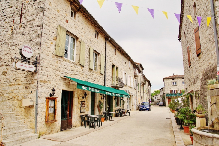 La Commune - Berrias-et-Casteljau