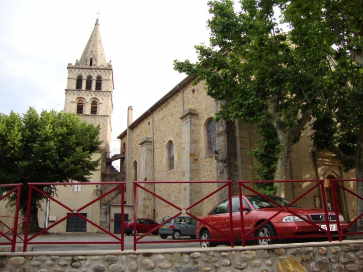 Saint-Étienne-de-Fontbellon  (07200) église, nef et tour